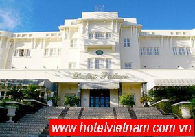 Palace Luxury Hotel & Golf Club Đà Lạt
